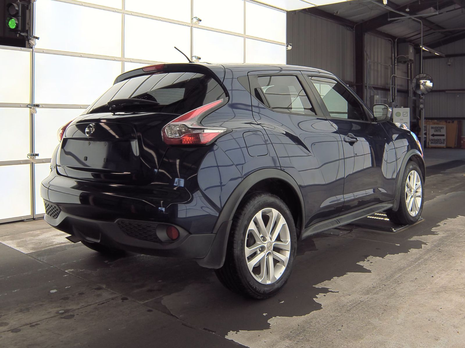 2015 Nissan JUKE S FWD