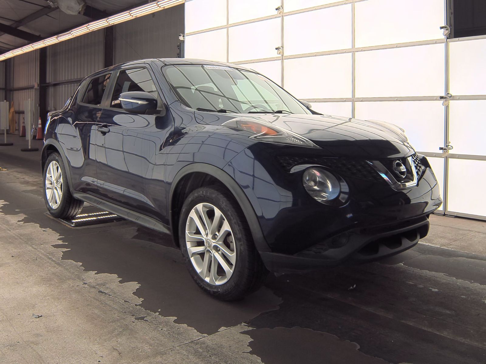 2015 Nissan JUKE S FWD