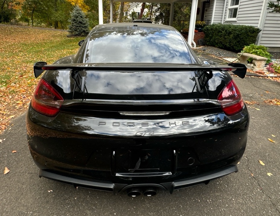 2016 Porsche Cayman GT4
