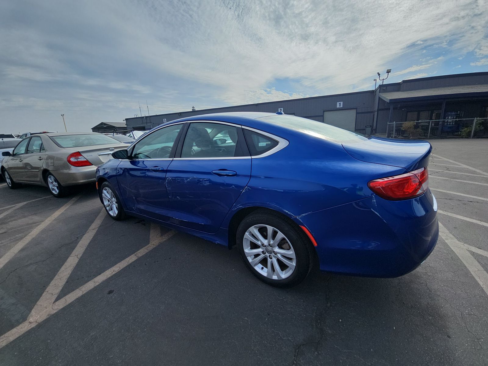 2015 Chrysler 200 Limited FWD