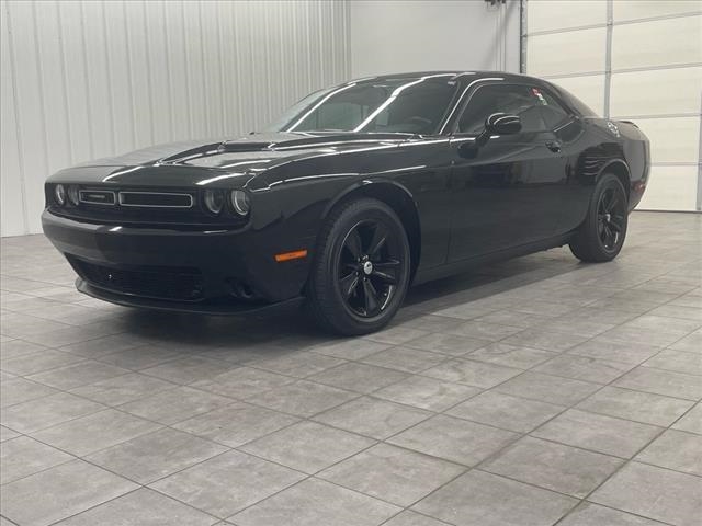 2018 Dodge Challenger SXT RWD