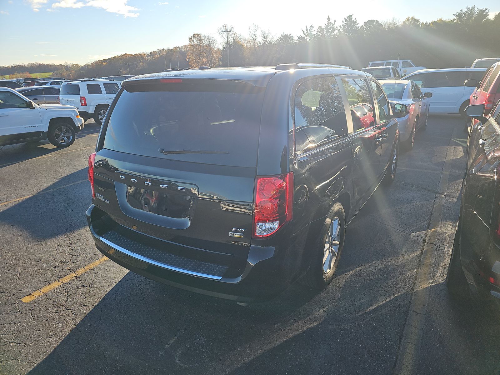 2019 Dodge Grand Caravan SXT FWD