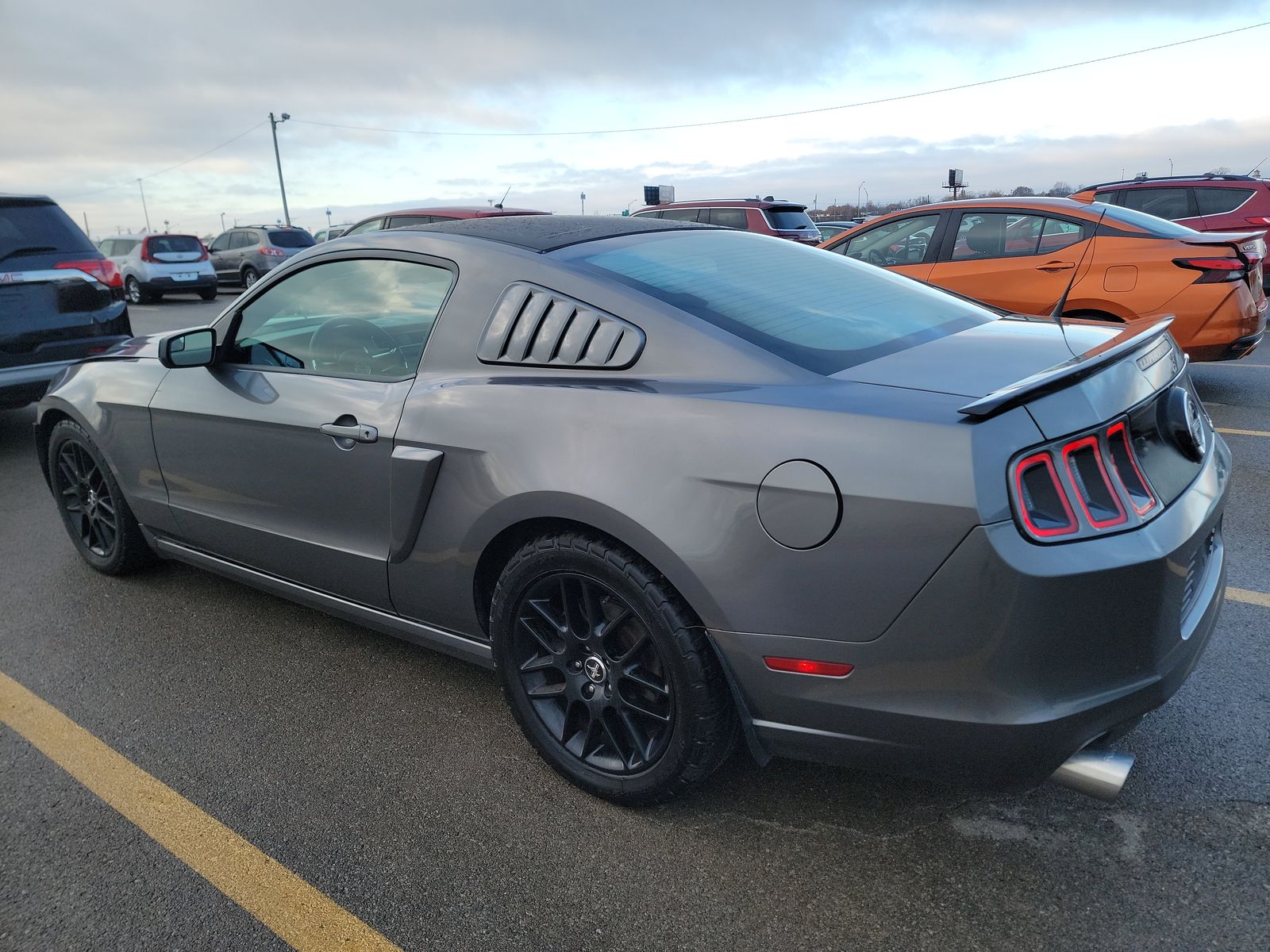 2014 Ford Mustang V6 RWD