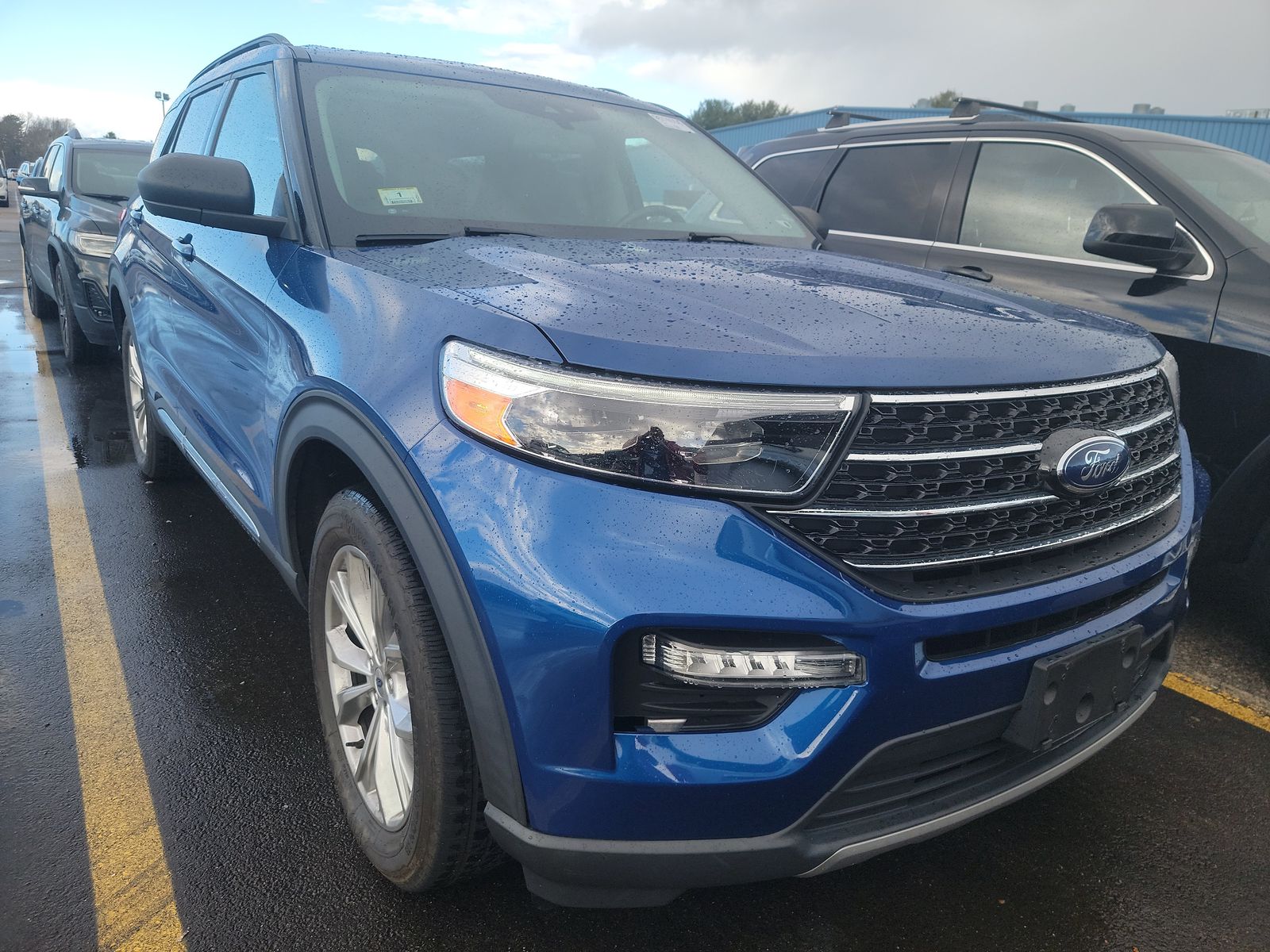 2020 Ford Explorer XLT AWD