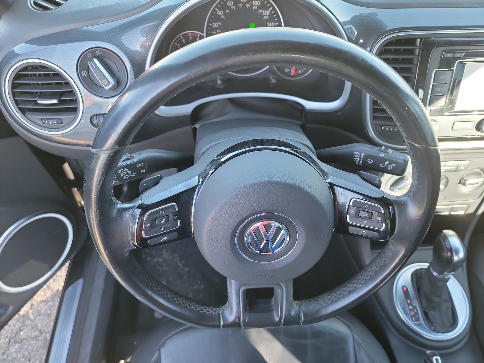 2012 Volkswagen Beetle 2.0T Turbo FWD