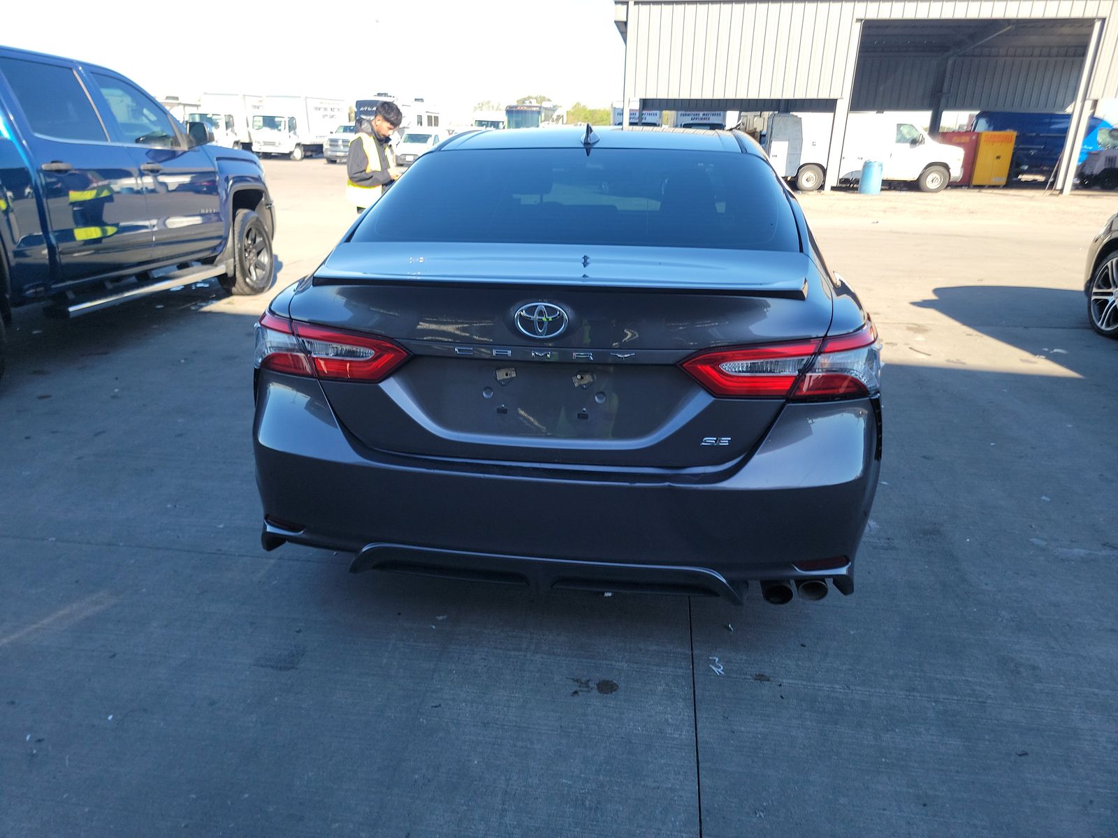 2019 Toyota Camry SE FWD
