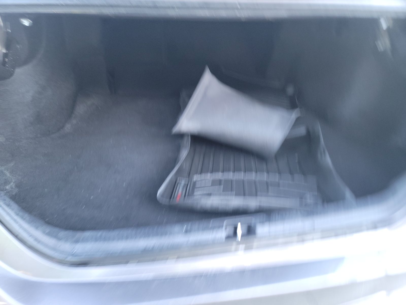 2019 Toyota Camry SE FWD