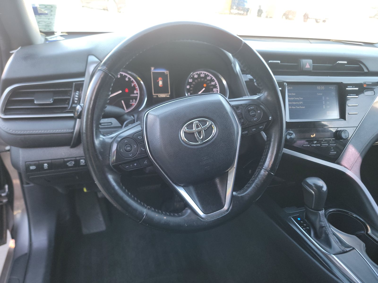 2019 Toyota Camry SE FWD