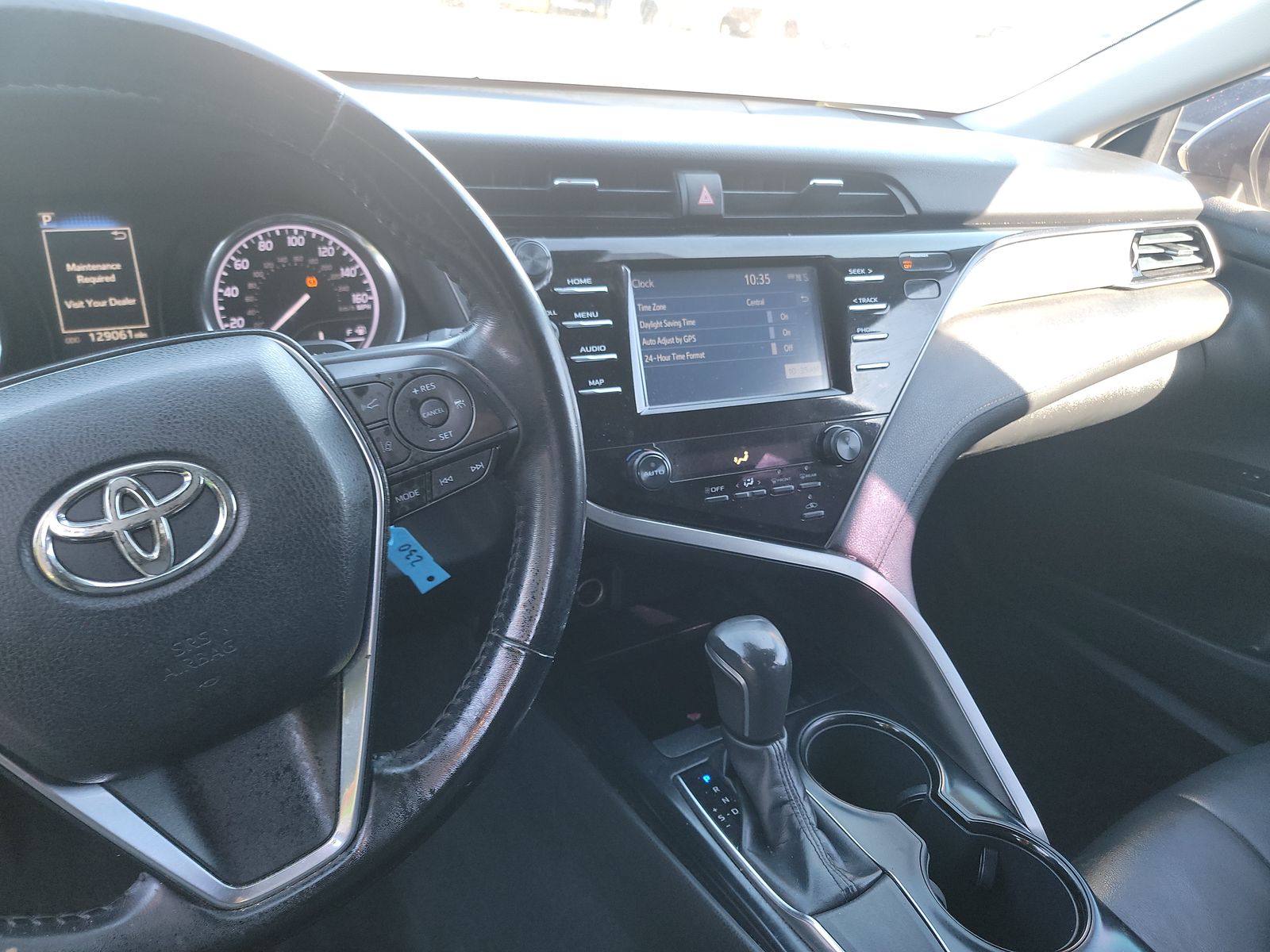 2019 Toyota Camry SE FWD