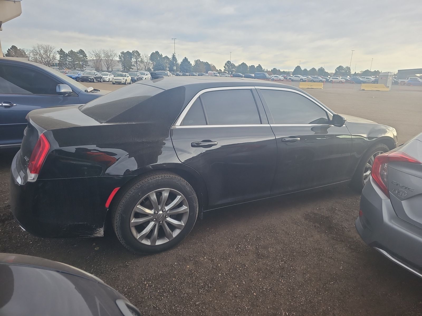 2017 Chrysler 300 Limited AWD