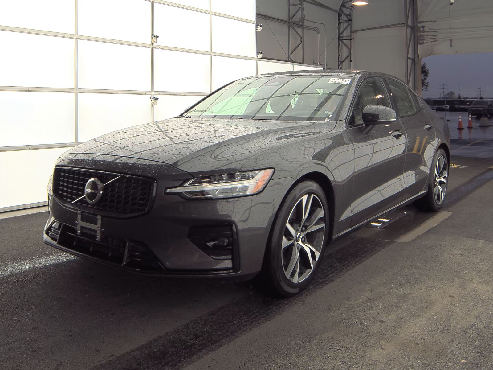 2024 Volvo S60 B5 Core Dark