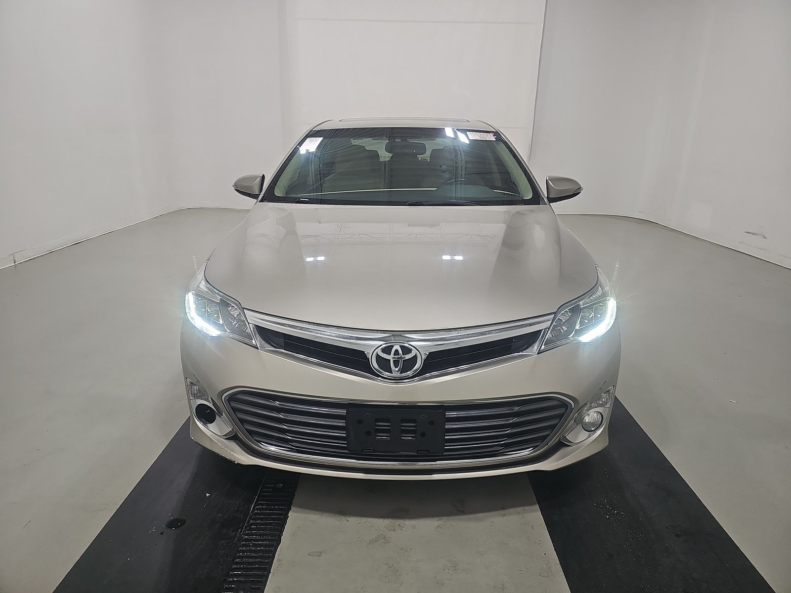 2015 Toyota Avalon Limited FWD