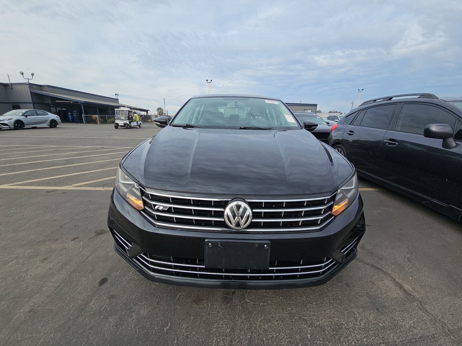 2017 Volkswagen Passat 1.8T R-Line FWD