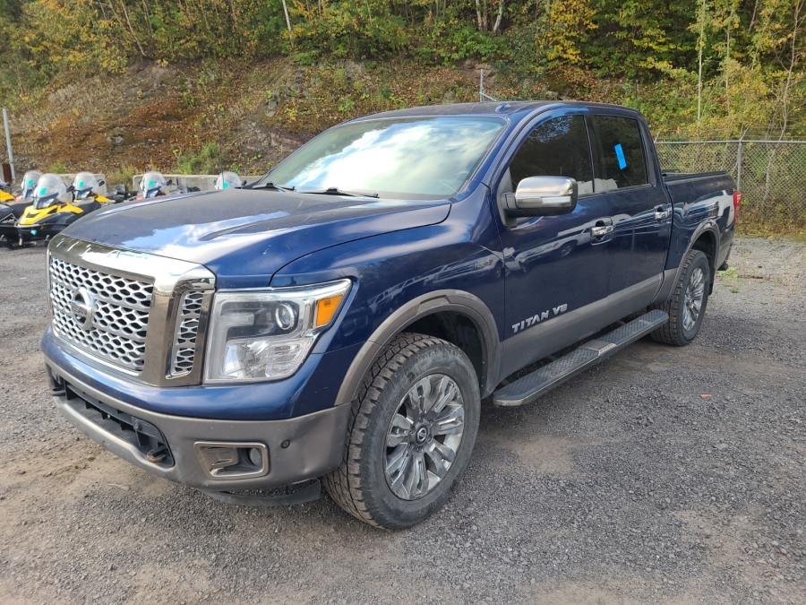 2019 Nissan TITAN Platinum Reserve Crew Cab Extra Short Bed