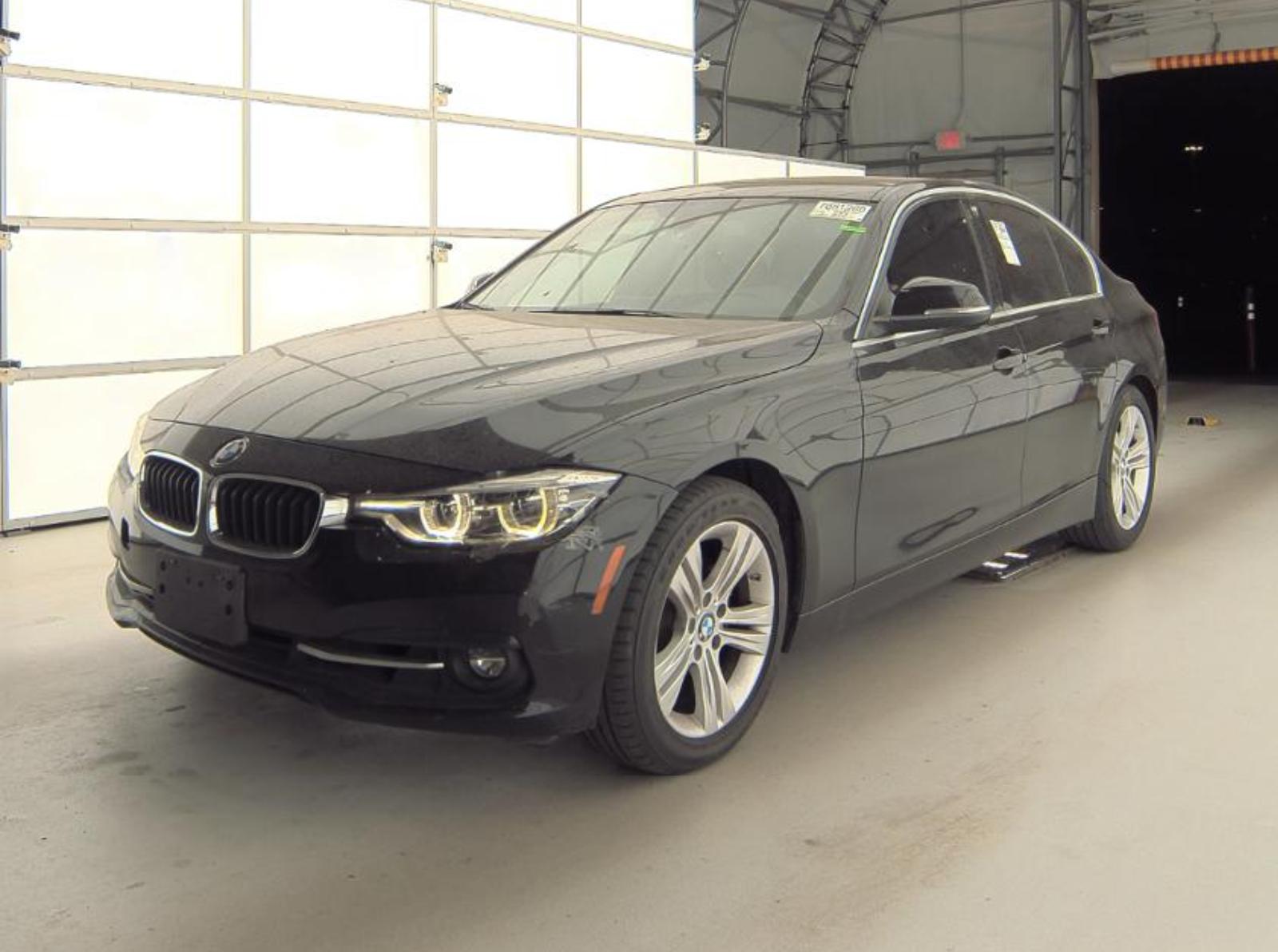 2018 BMW 3 Series Sedan 330i xDrive SPORT LINE