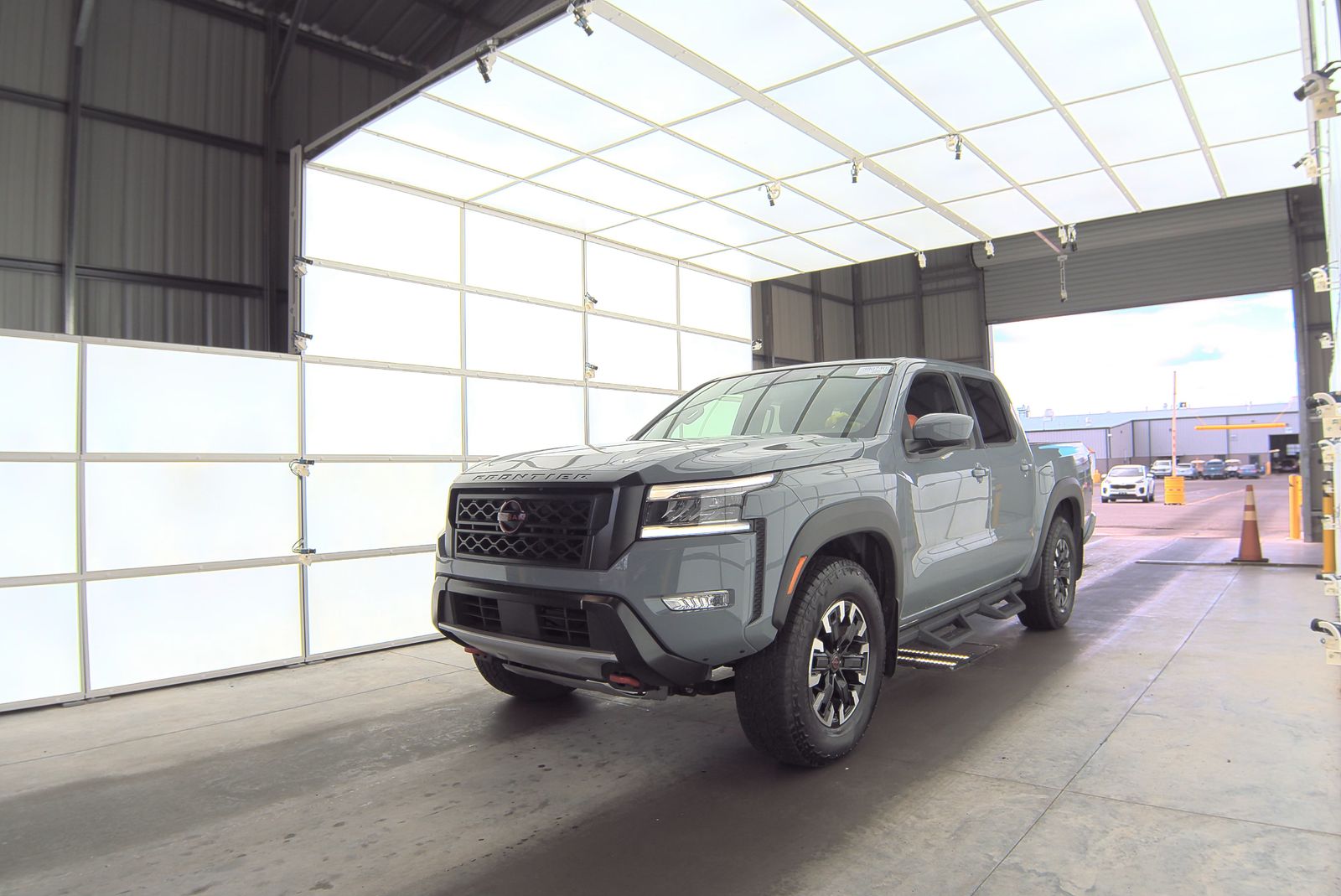 2024 Nissan Frontier PRO-4X Crew Cab Short Bed