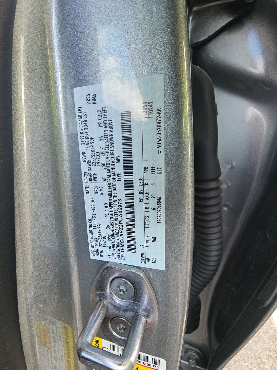 2023 Ford Escape Hybrid ST-Line Elite AWD