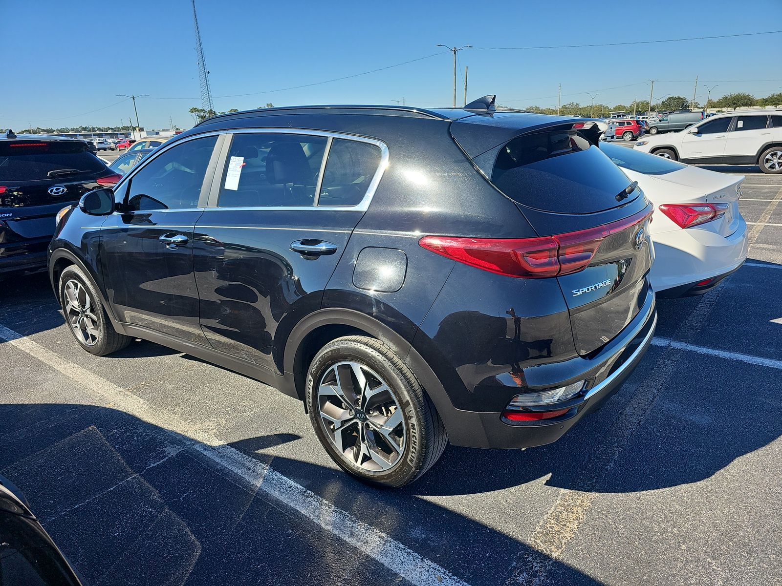 2022 Kia Sportage EX FWD