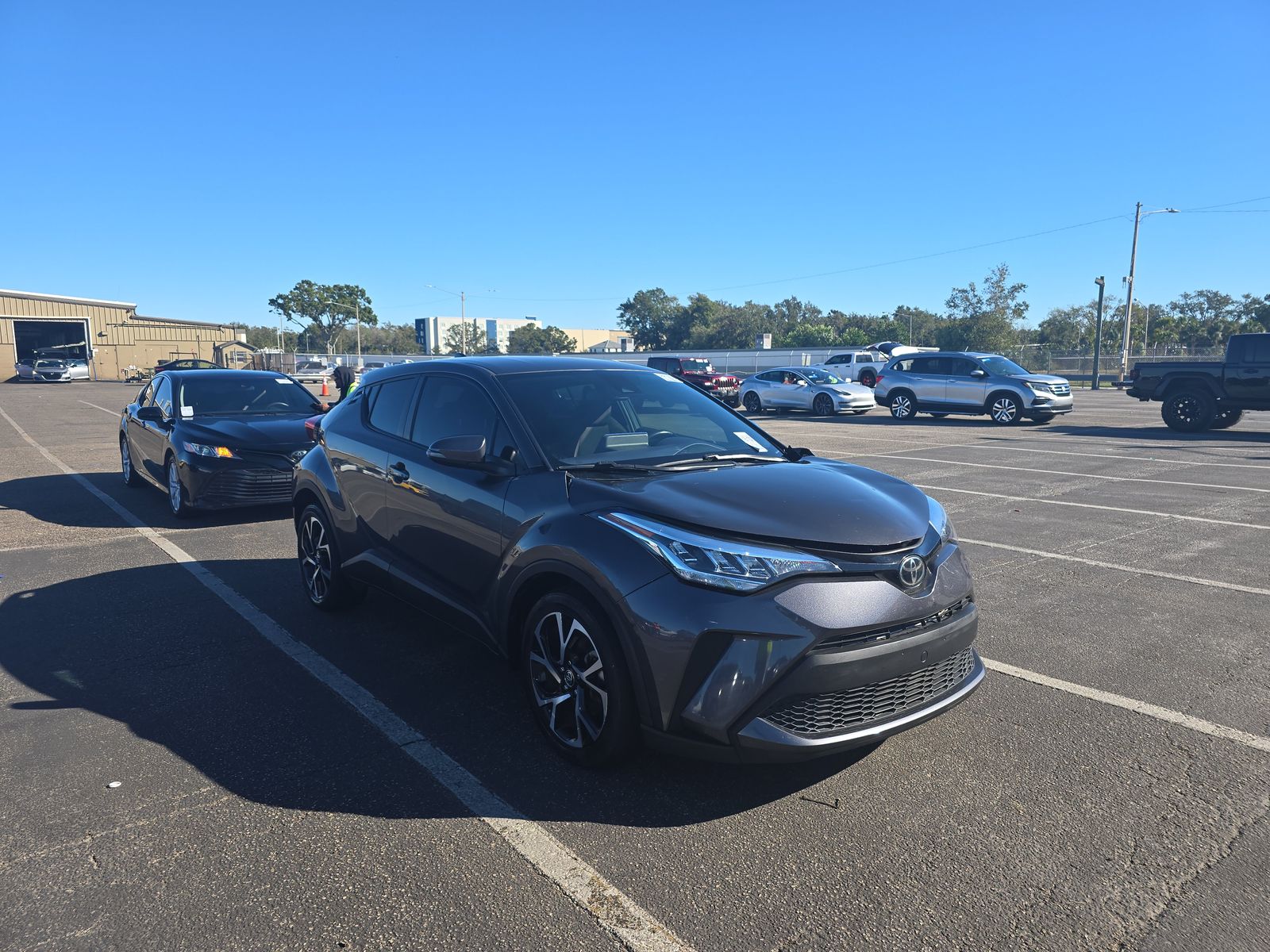 2021 Toyota C-HR XLE FWD