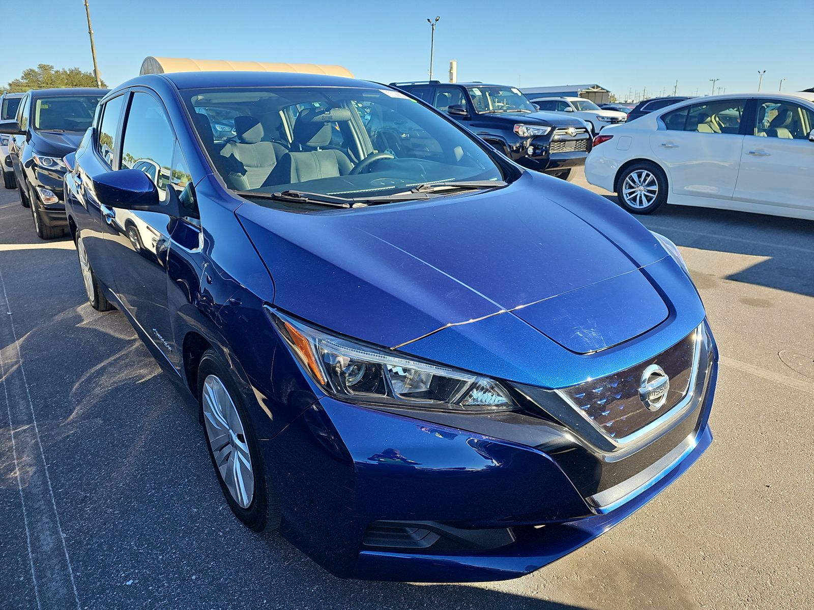 2019 Nissan LEAF S FWD