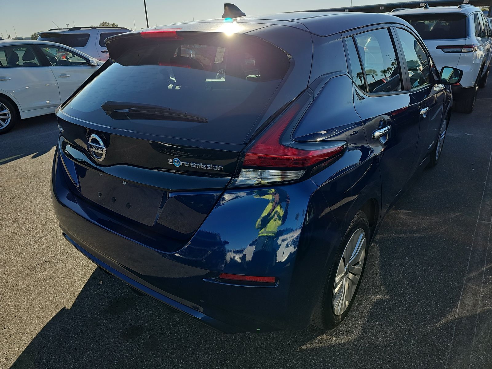 2019 Nissan LEAF S FWD