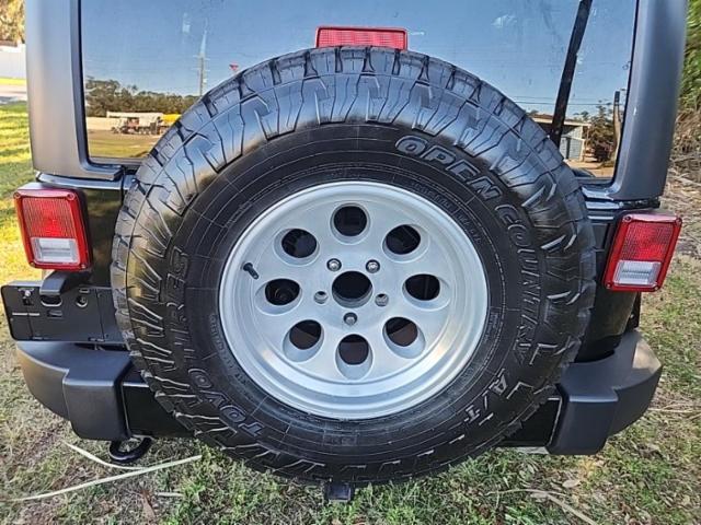 2018 Jeep Wrangler JK Unlimited Sahara AWD