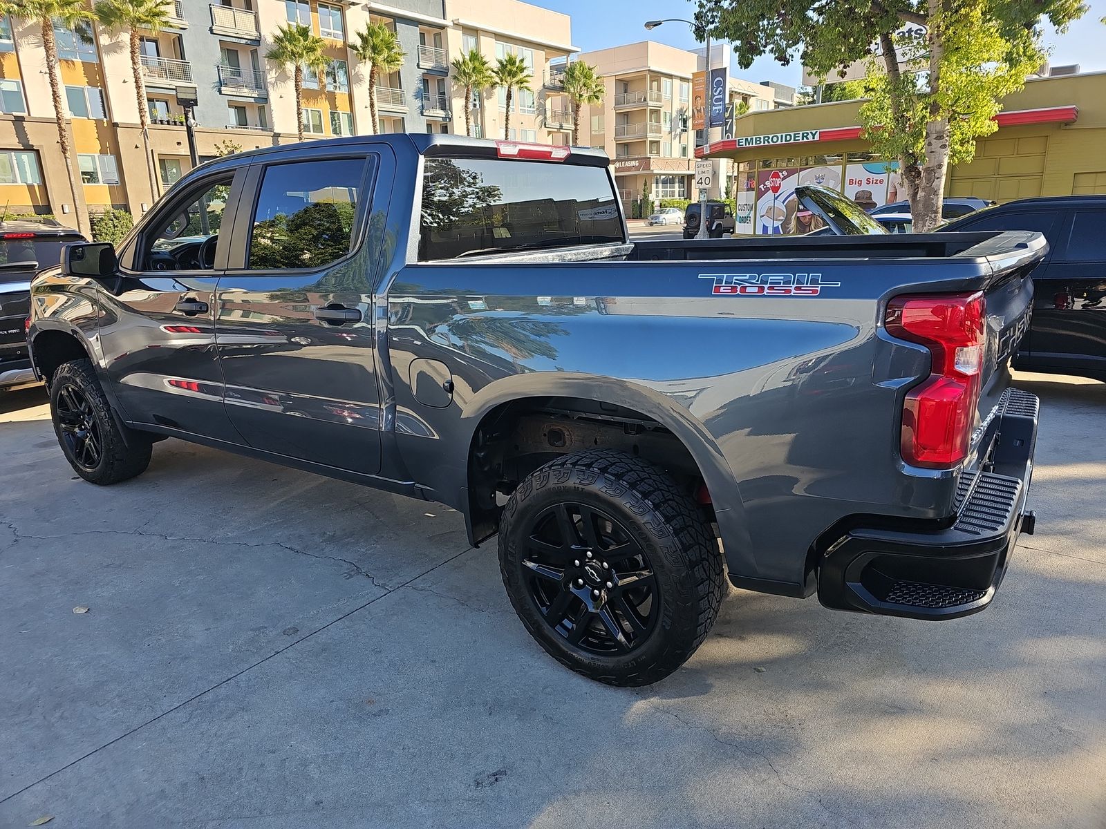 2021 Chevrolet Silverado 1500 Custom Trail Boss AWD