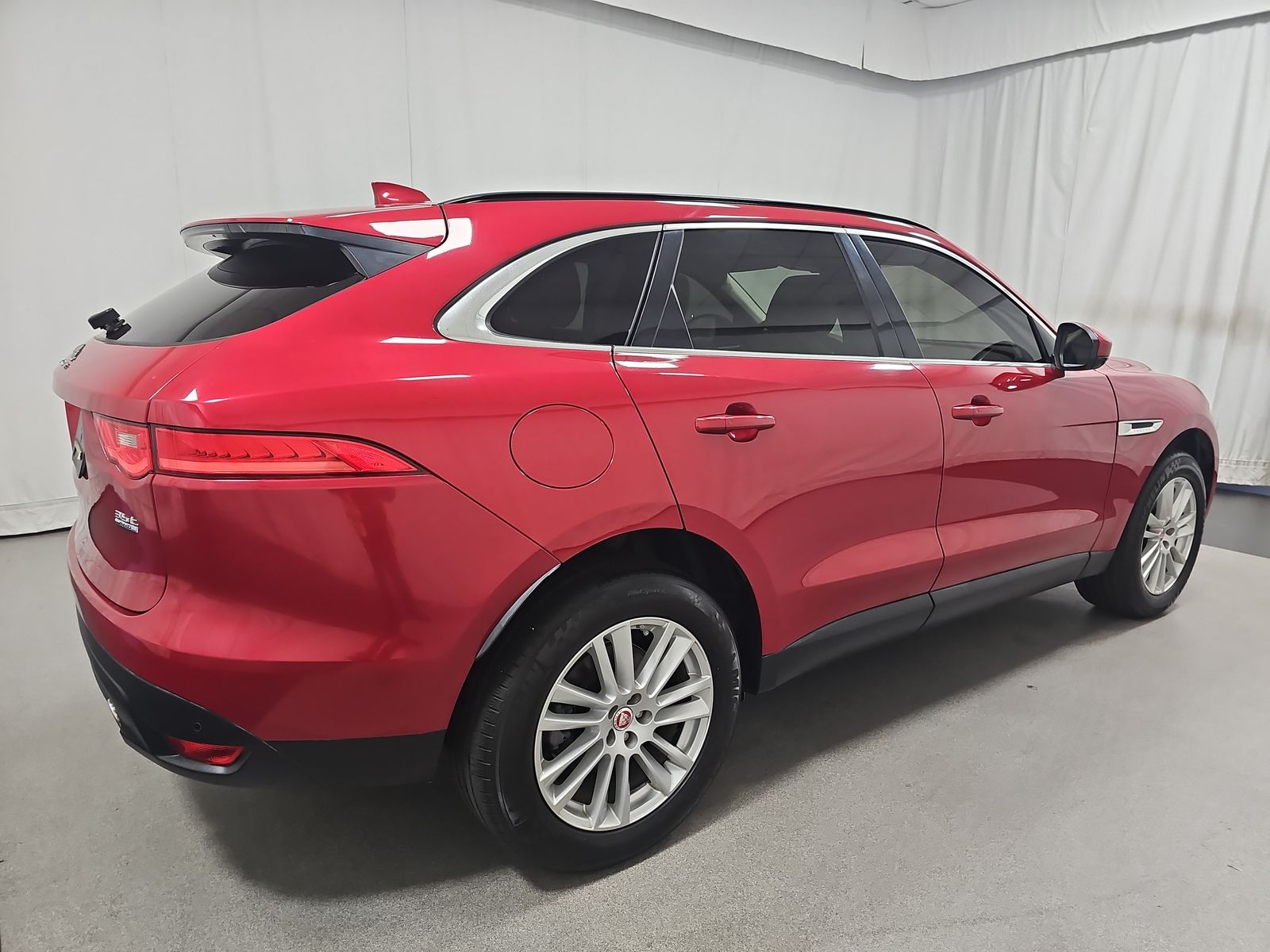 2017 Jaguar F-PACE 35t Prestige AWD