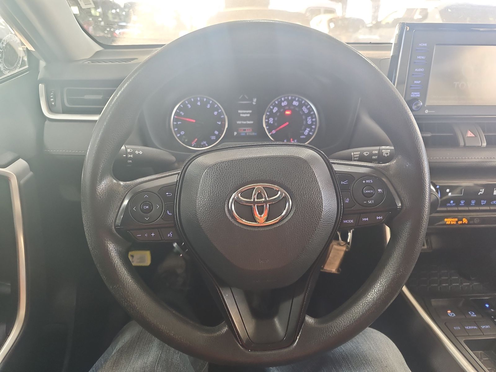 2021 Toyota RAV4 LE FWD