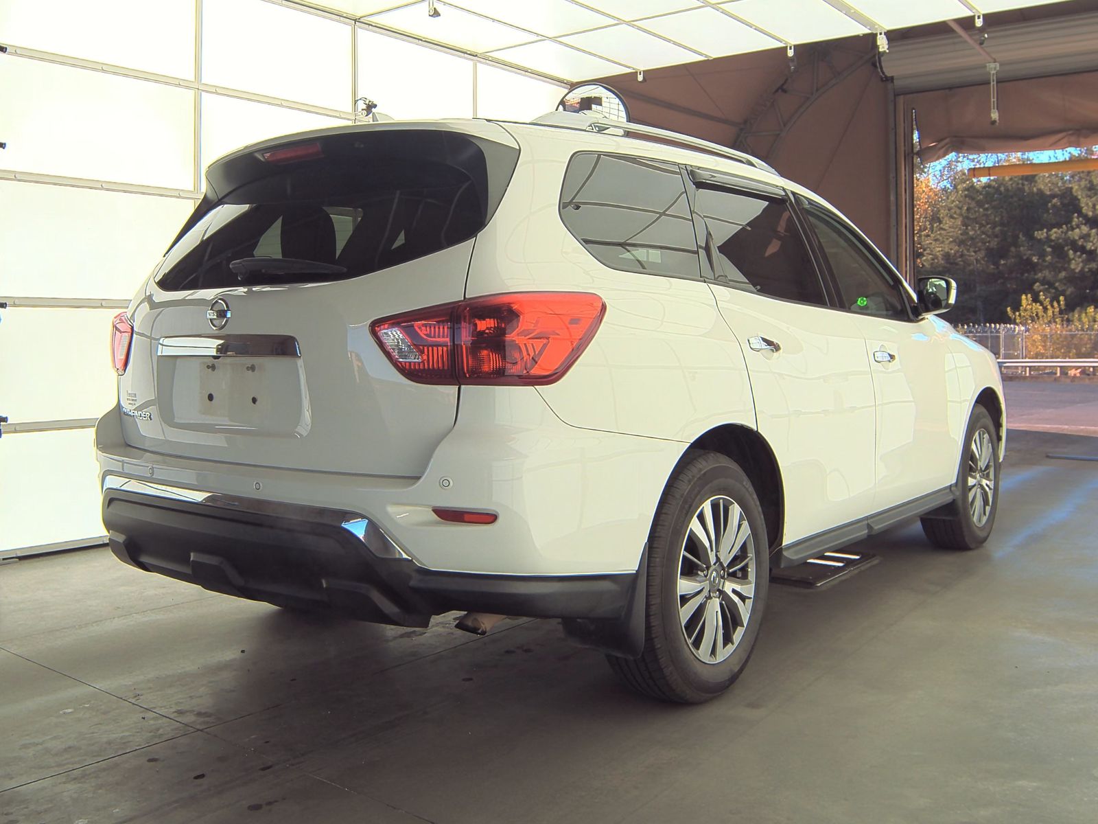 2019 Nissan Pathfinder S FWD