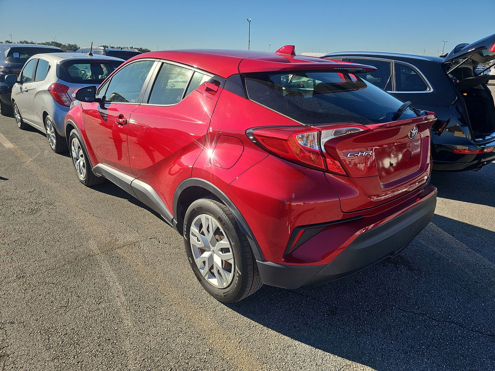 2020 Toyota C-HR LE FWD