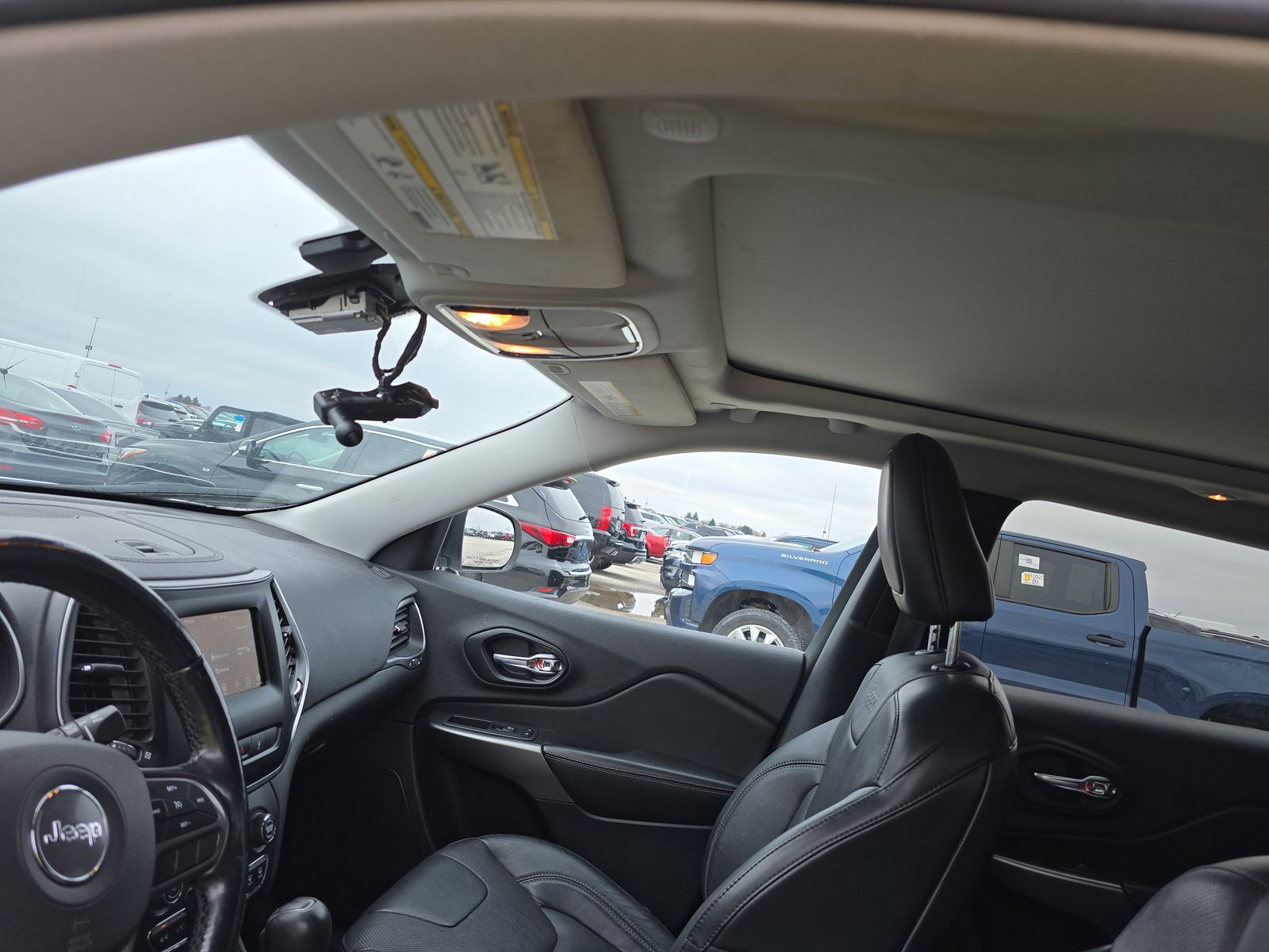 2021 Jeep Cherokee Latitude Lux AWD