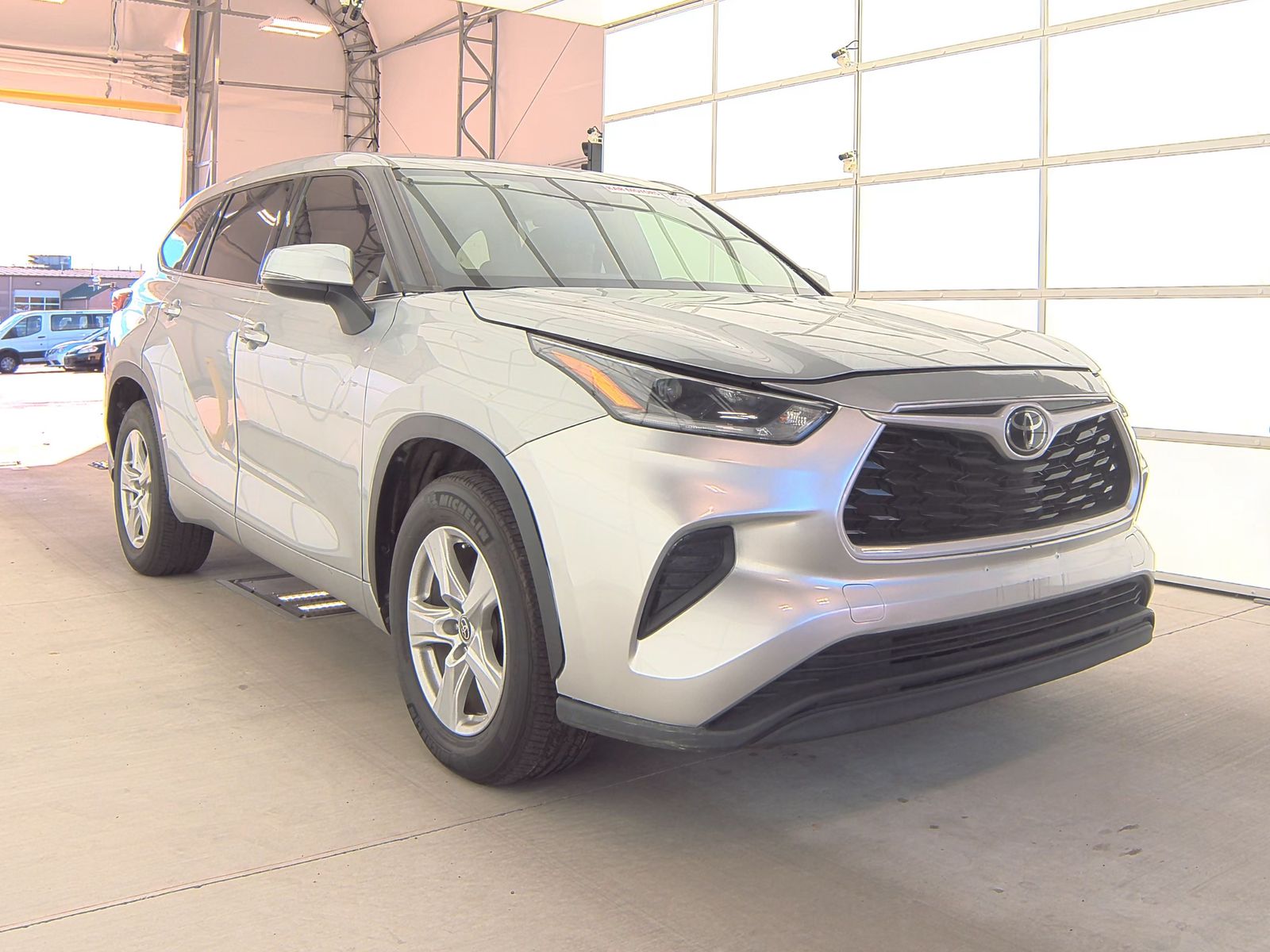 2021 Toyota Highlander L FWD