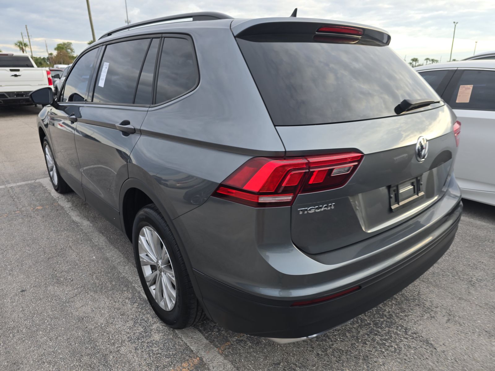 2020 Volkswagen Tiguan 2.0T S FWD