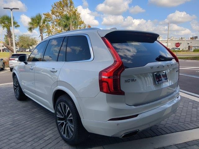 2021 Volvo XC90 T6 Momentum AWD