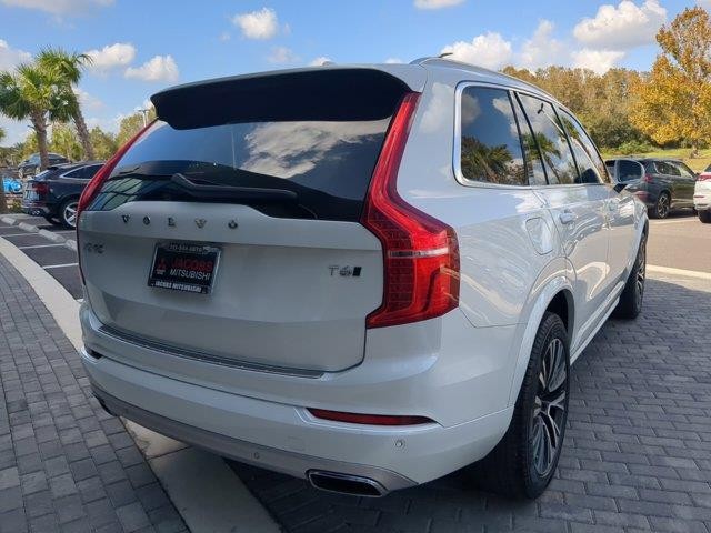 2021 Volvo XC90 T6 Momentum AWD