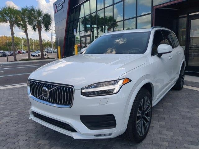 2021 Volvo XC90 T6 Momentum AWD