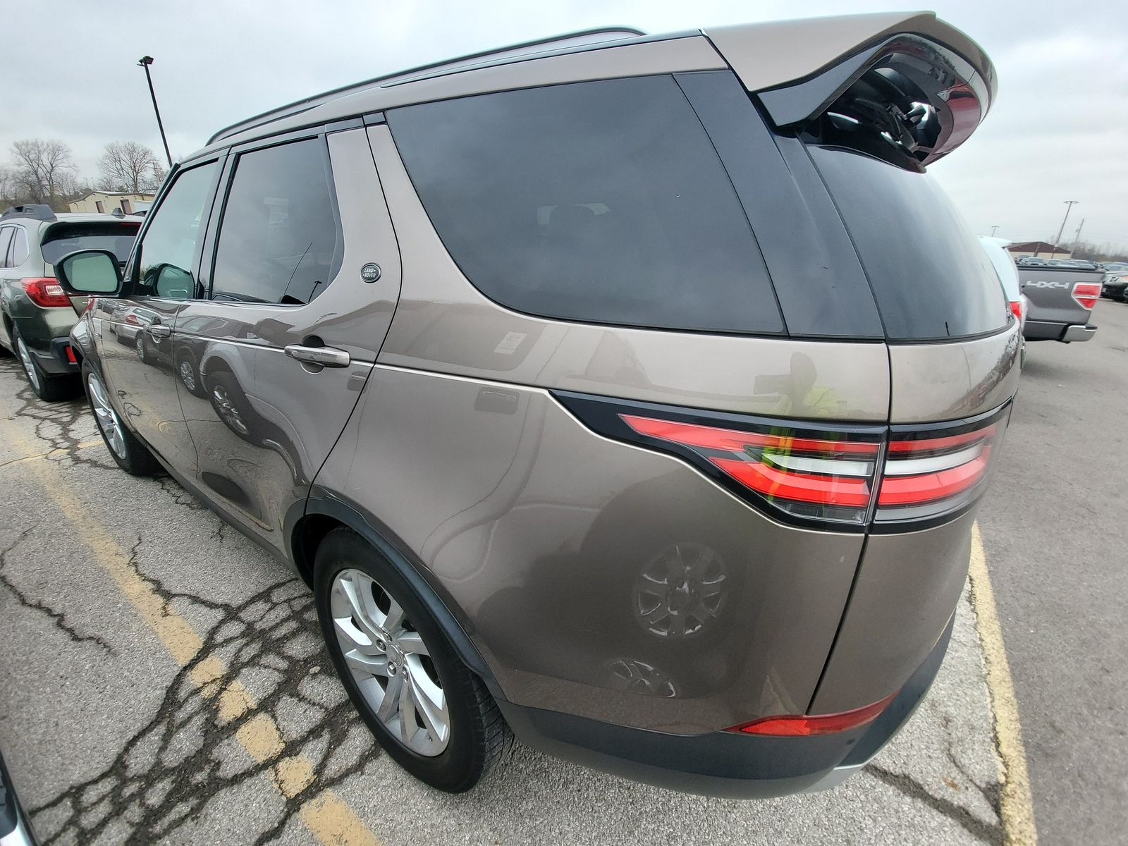 2017 Land Rover Discovery HSE AWD