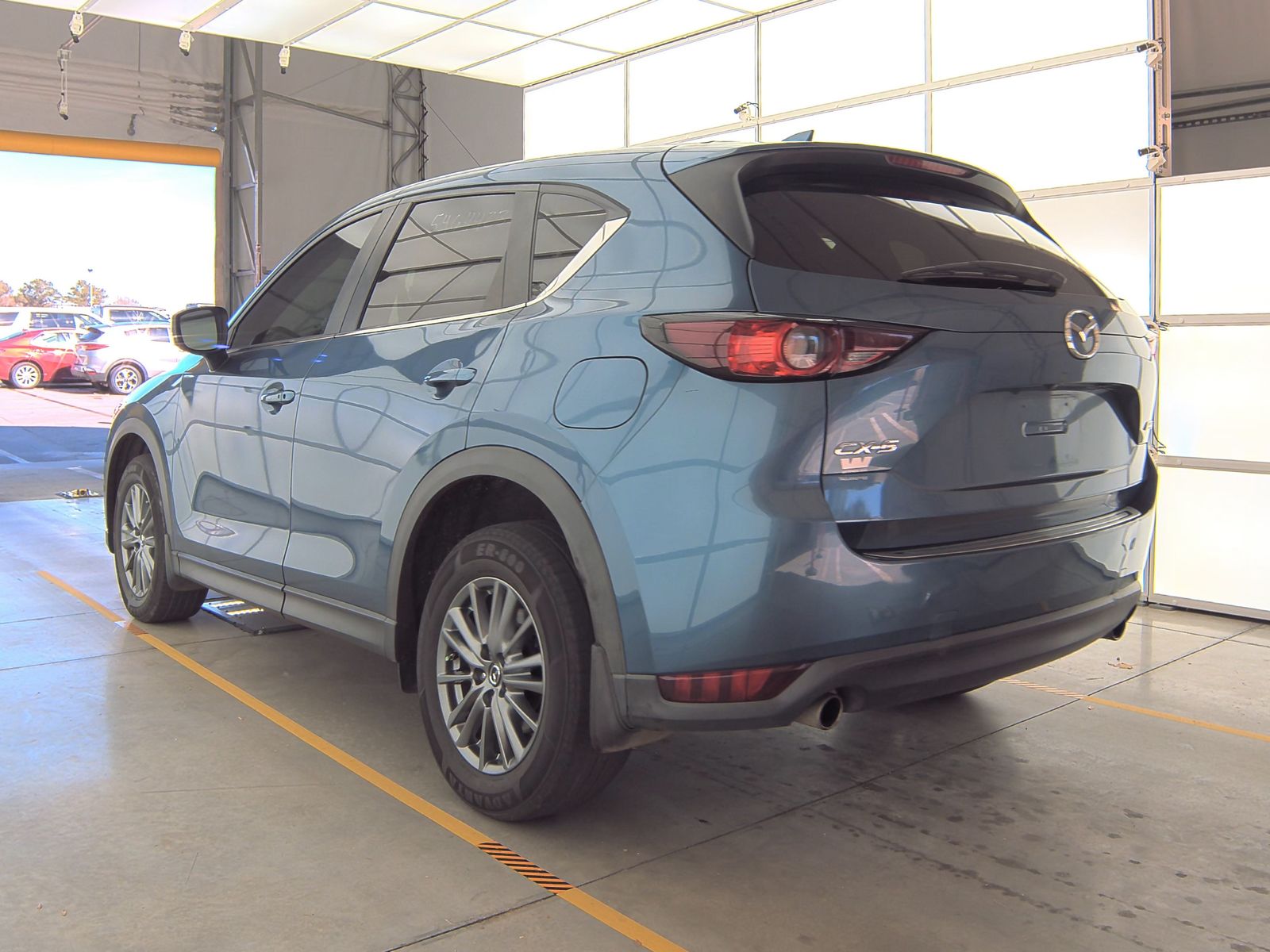 2017 MAZDA CX-5 Touring FWD