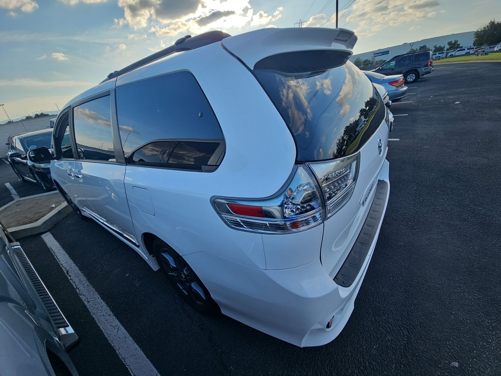 2019 Toyota Sienna SE FWD