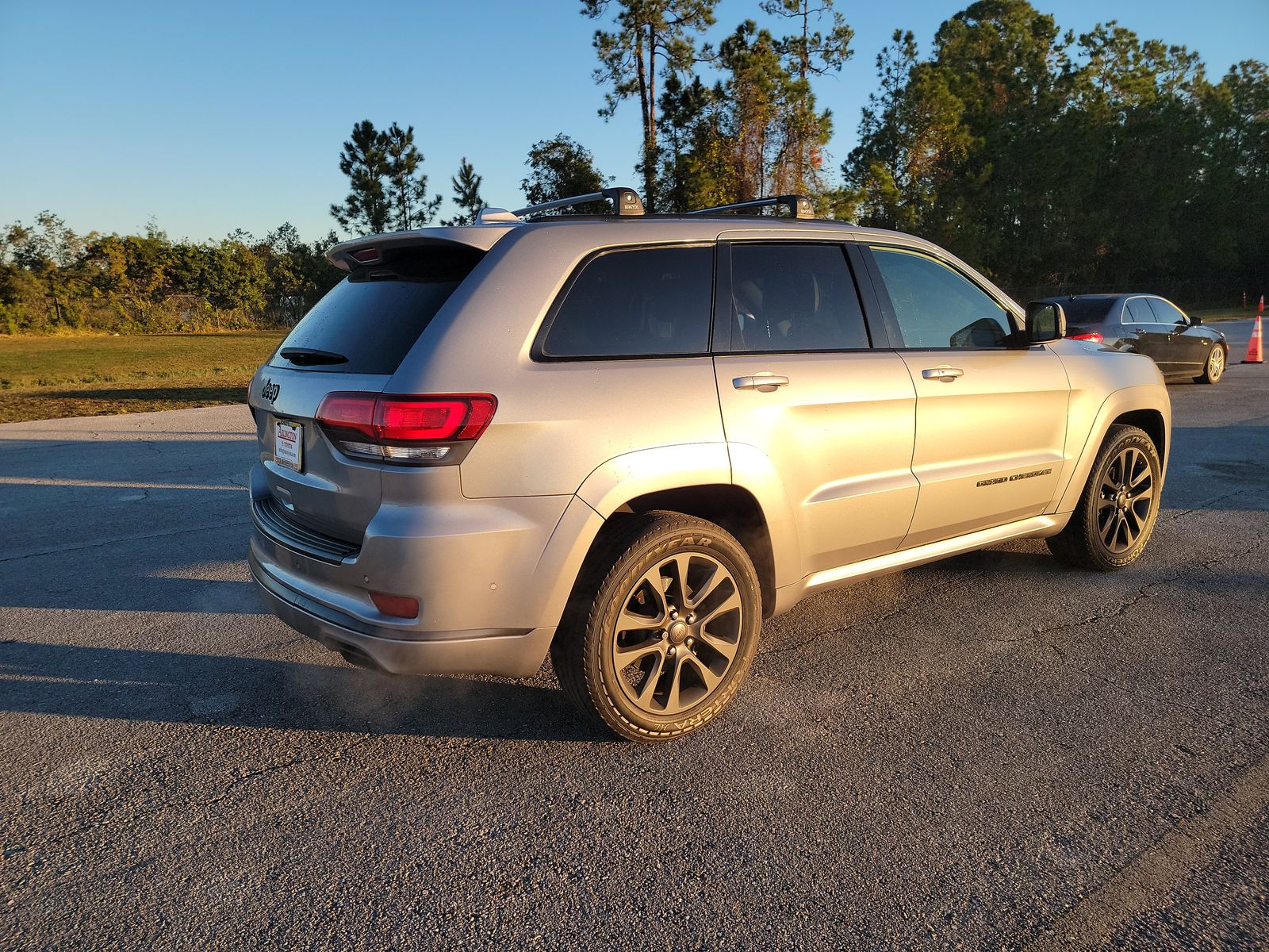 2019 Jeep Grand Cherokee Overland High Altitude Edition RWD