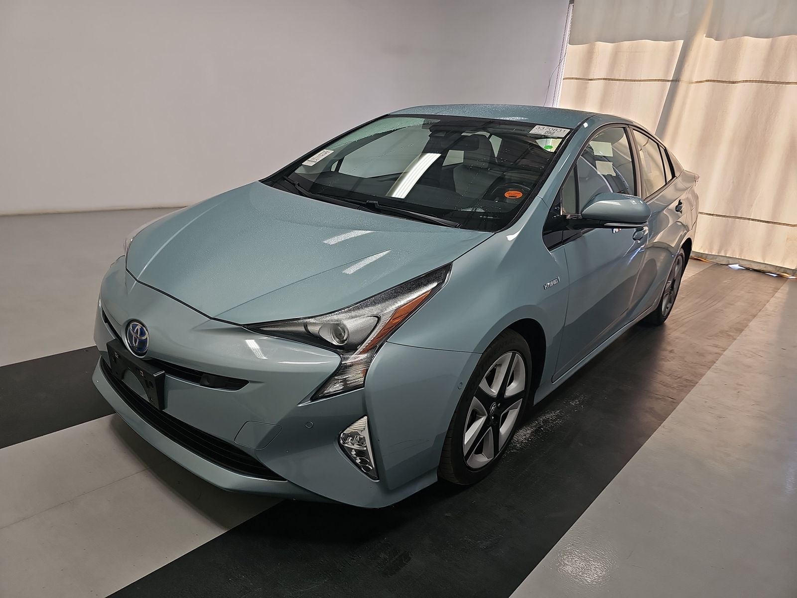 2018 Toyota Prius Four Touring