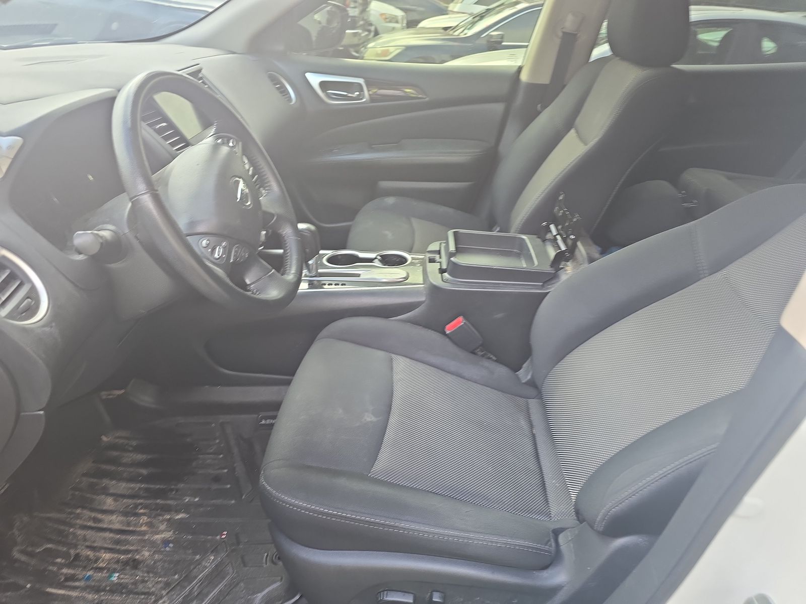 2018 Nissan Pathfinder SV FWD