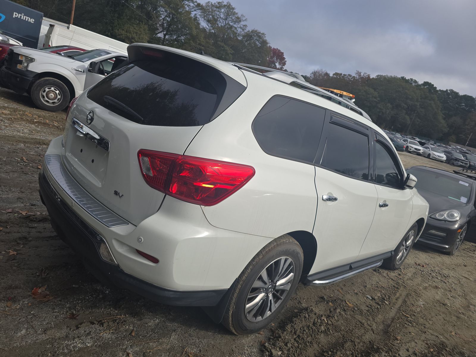 2018 Nissan Pathfinder SV FWD