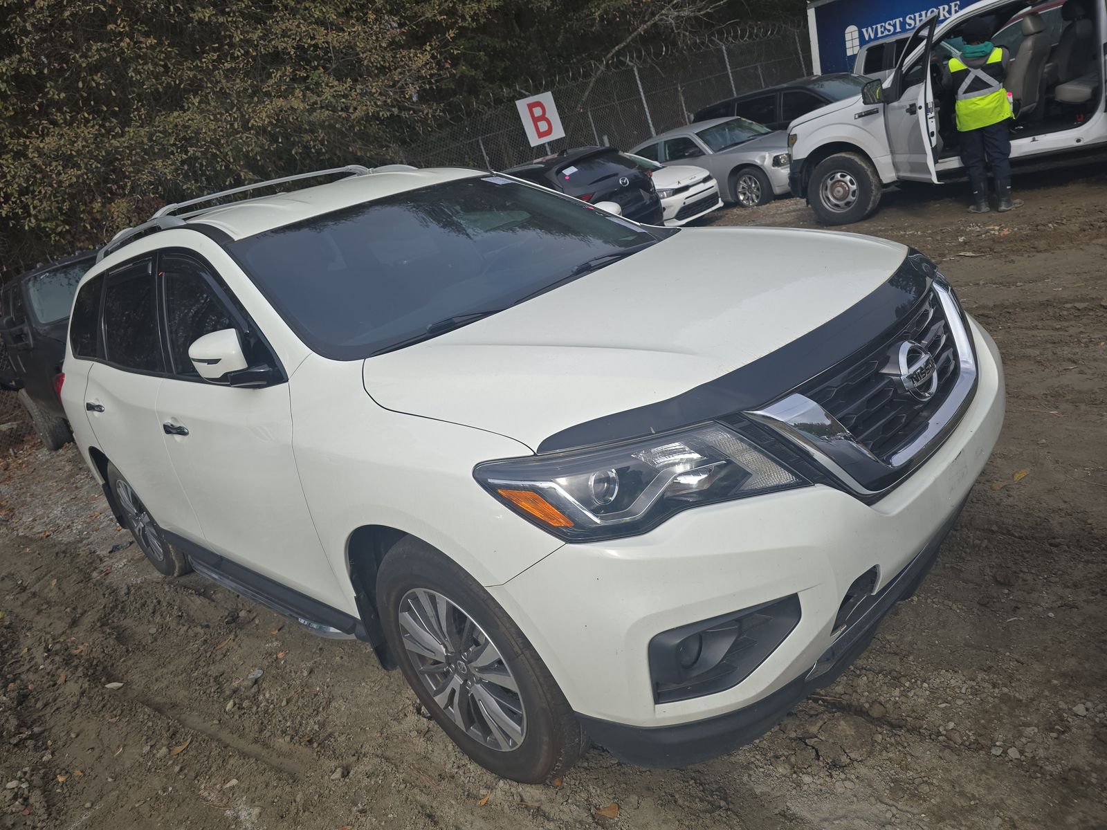 2018 Nissan Pathfinder SV FWD