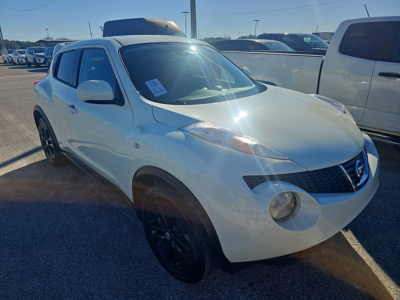 2012 Nissan JUKE SV FWD