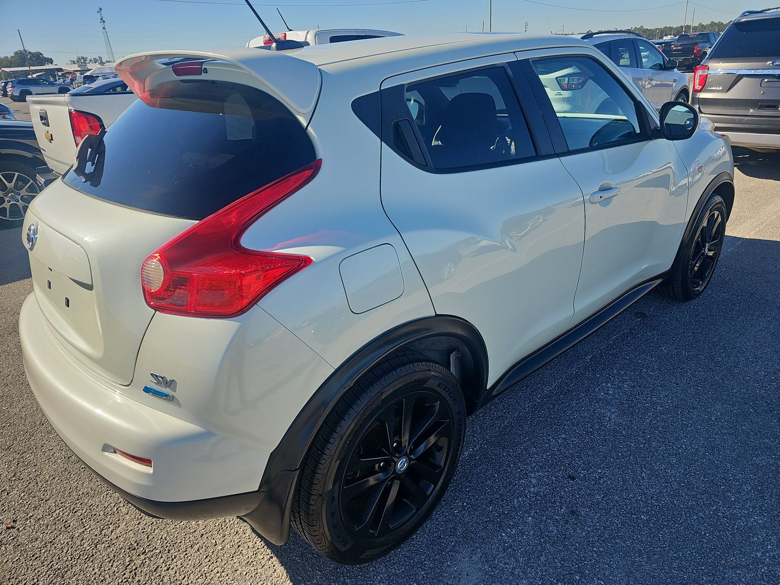 2012 Nissan JUKE SV FWD