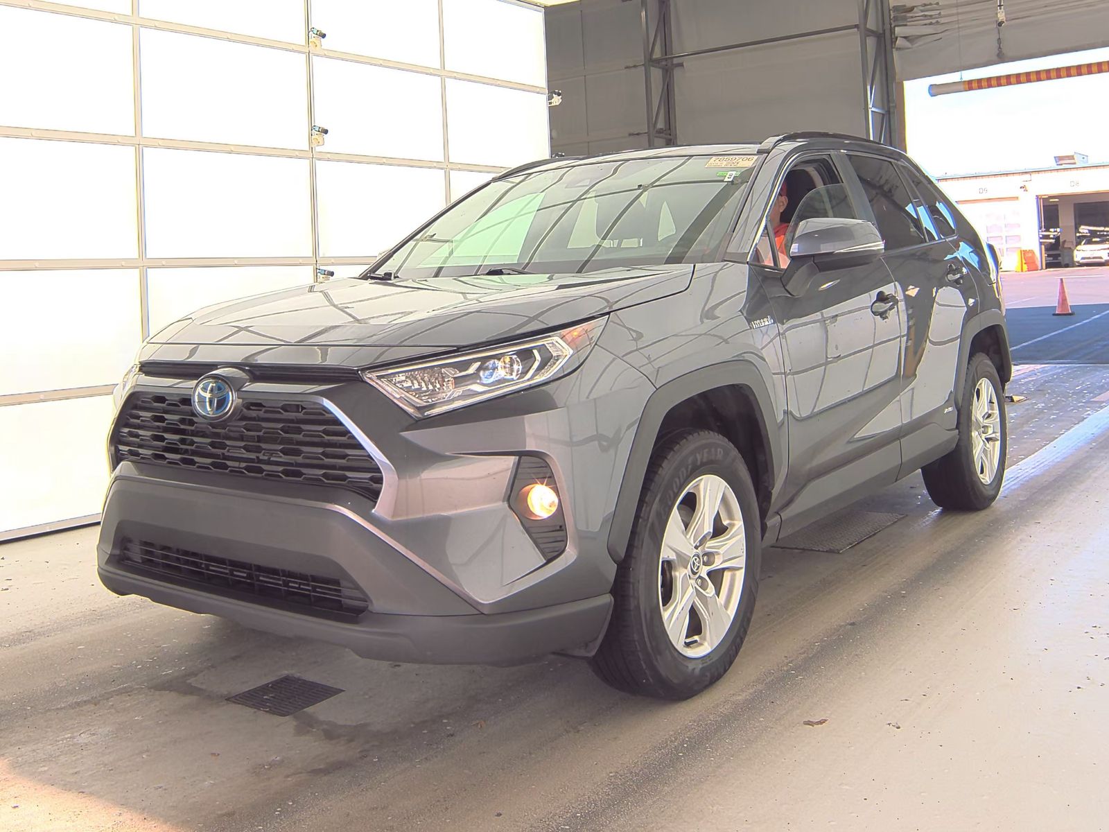 2021 Toyota RAV4 Hybrid XLE AWD