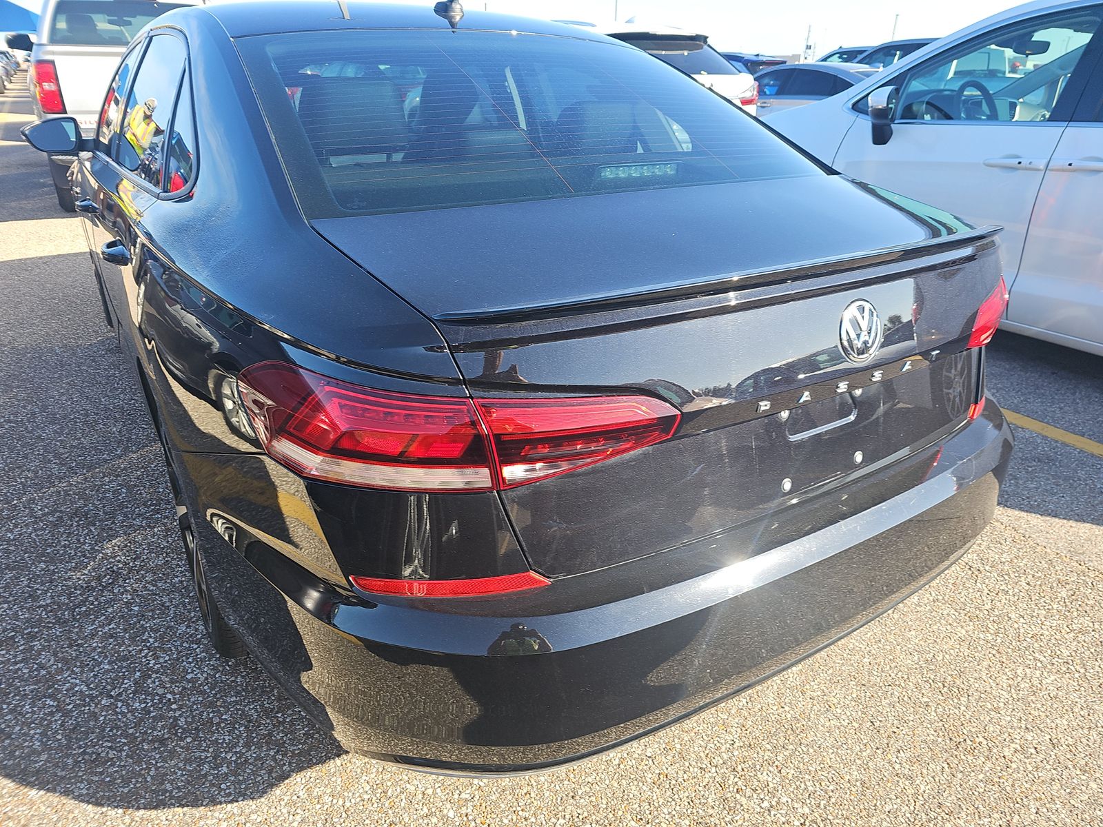 2020 Volkswagen Passat 2.0T R-Line FWD