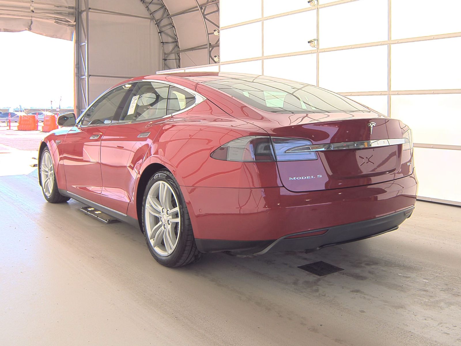 2015 Tesla Model S 85D AWD